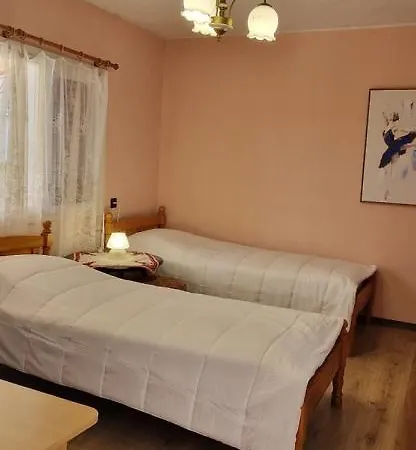 жасмин овчаровски плаж Villa Balcsik