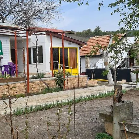 жасмин овчаровски плаж Villa