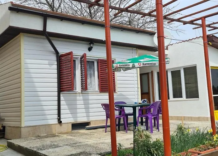 Villa жасмин овчаровски плаж *