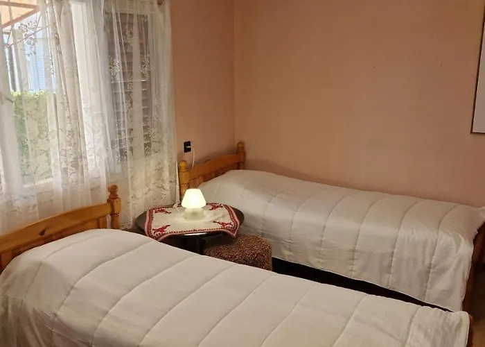 жасмин овчаровски плаж Balchik