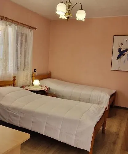 жасмин овчаровски плаж Villa Balchik